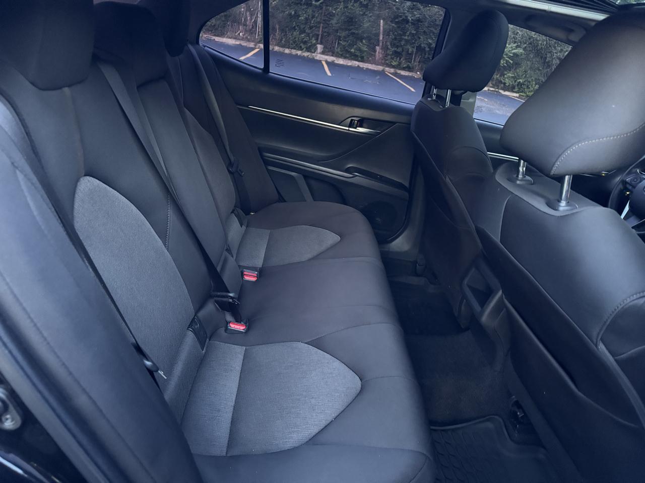 Toyota Camry Hybrid LE 2020