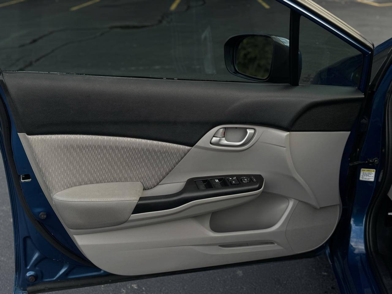 Honda Civic LX sedan 2015