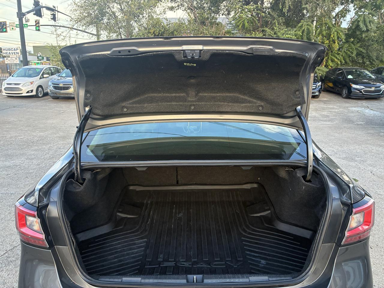 Subaru Legacy Premium 2020