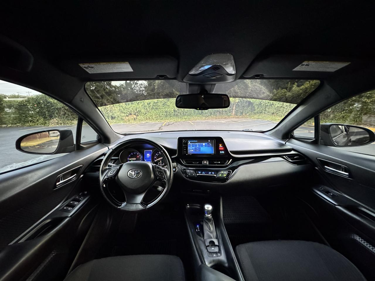 Toyota C-HR XLE 2018
