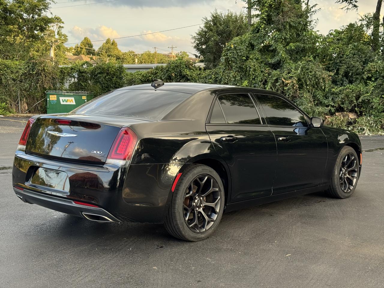 Chrysler 300 S V6 RWD 2019