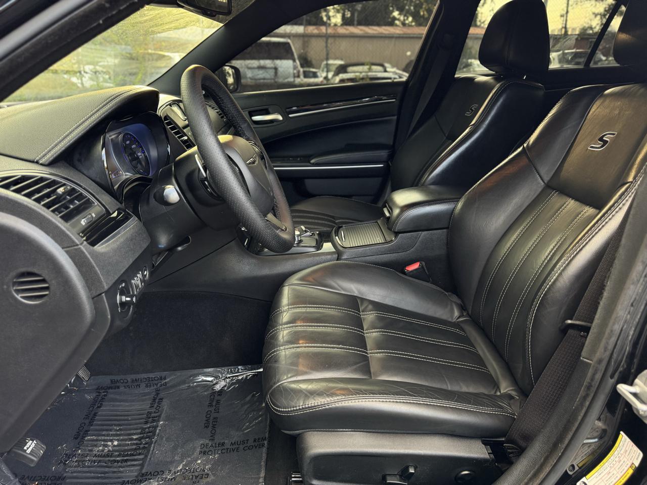 Chrysler 300 S V6 RWD 2019