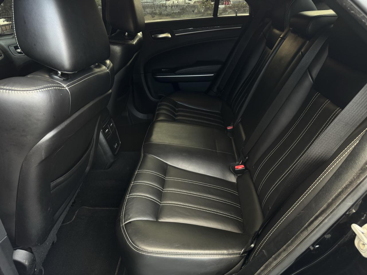 Chrysler 300 S V6 RWD 2019