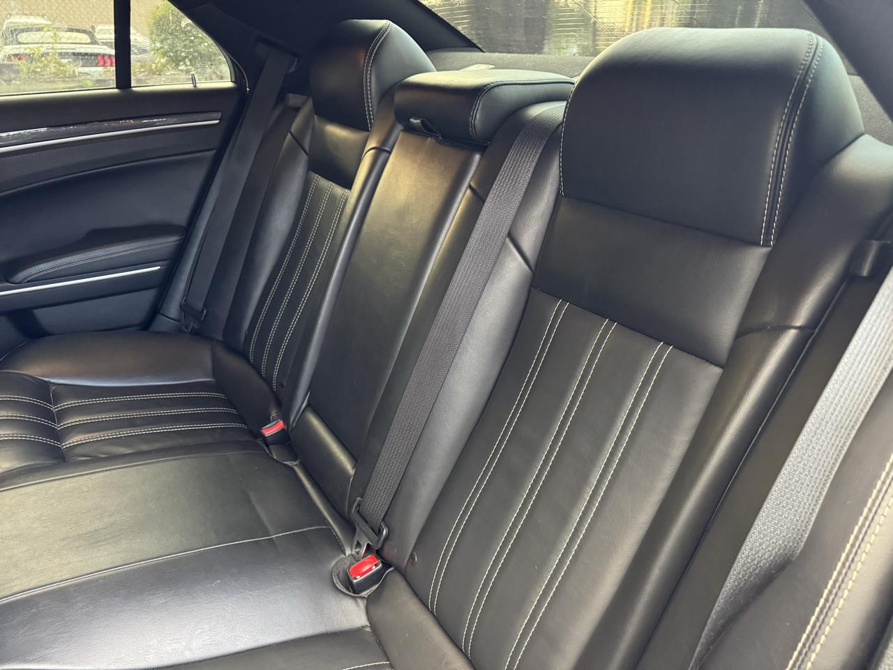 Chrysler 300 S V6 RWD 2019