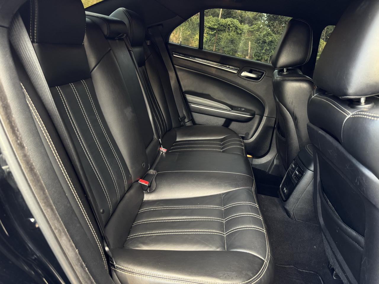 Chrysler 300 S V6 RWD 2019