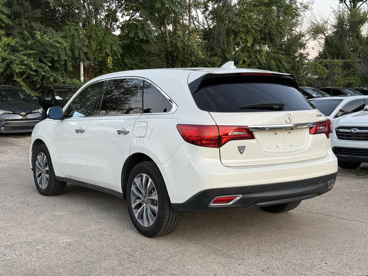 Acura MDX 9-Spd AT w/Tech Package 2016