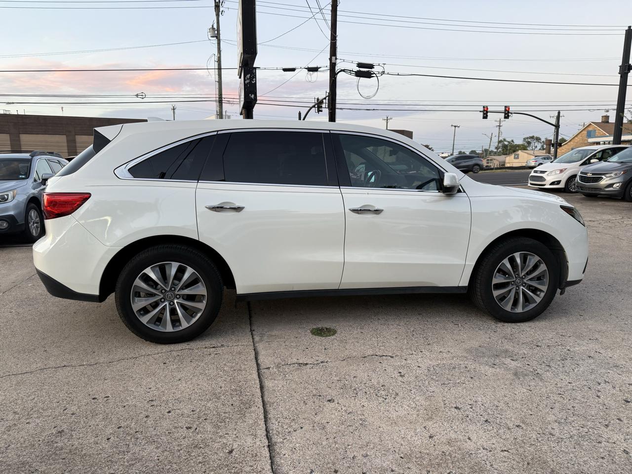 Acura MDX 9-Spd AT w/Tech Package 2016