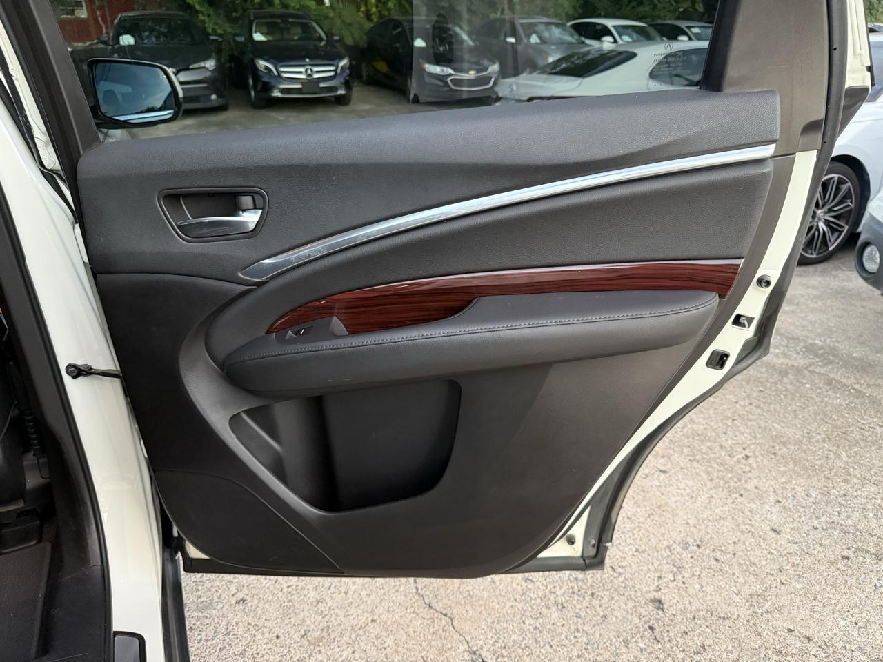 Acura MDX 9-Spd AT w/Tech Package 2016