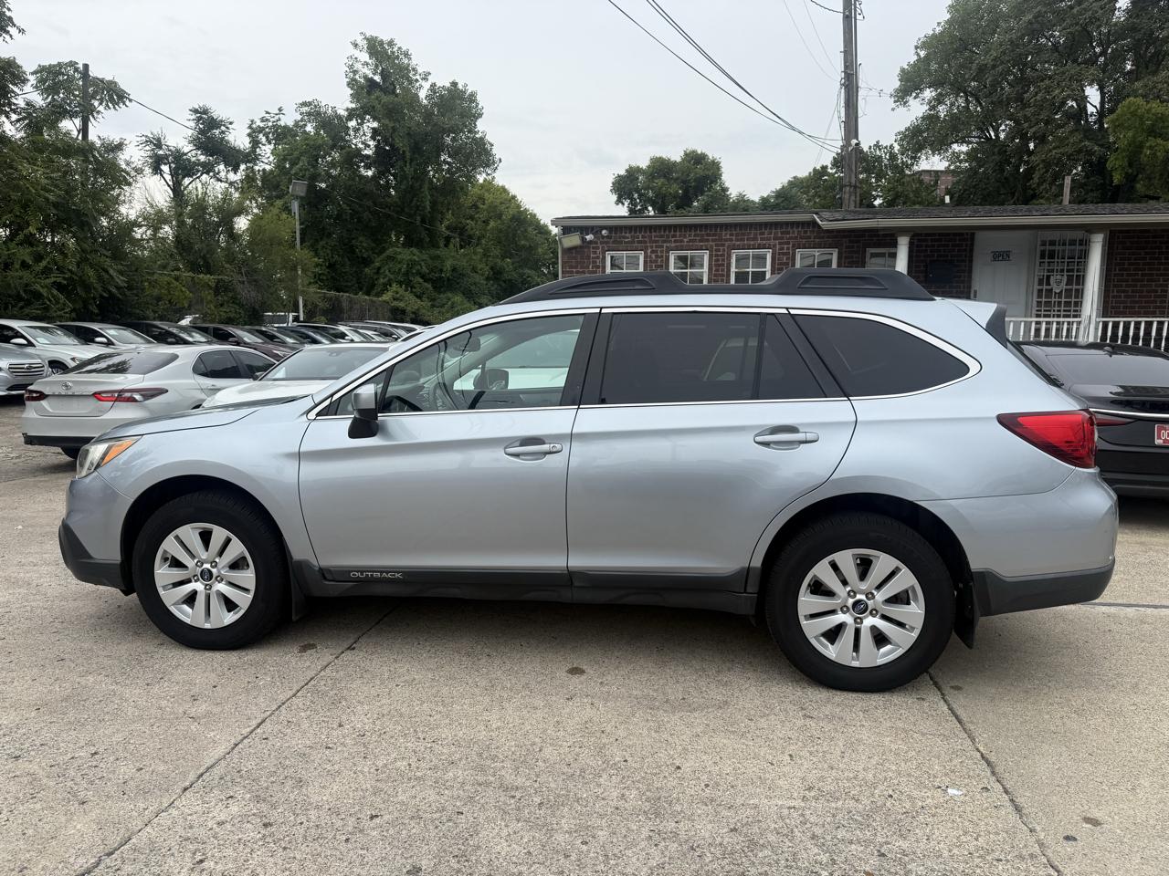 Subaru Outback 2.5i Premium 2015