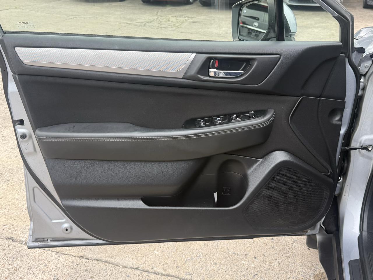 Subaru Outback 2.5i Premium 2015