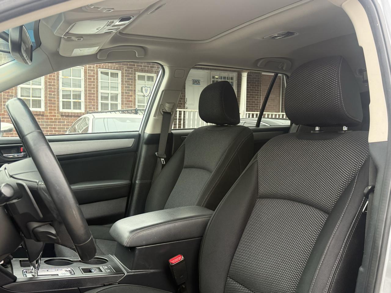 Subaru Outback 2.5i Premium 2015