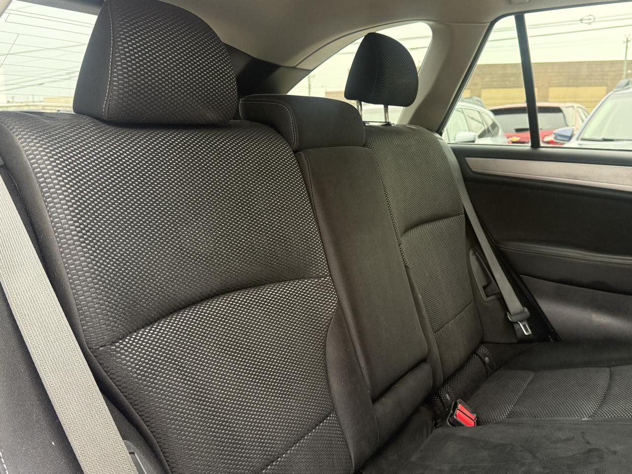 Subaru Outback 2.5i Premium 2015