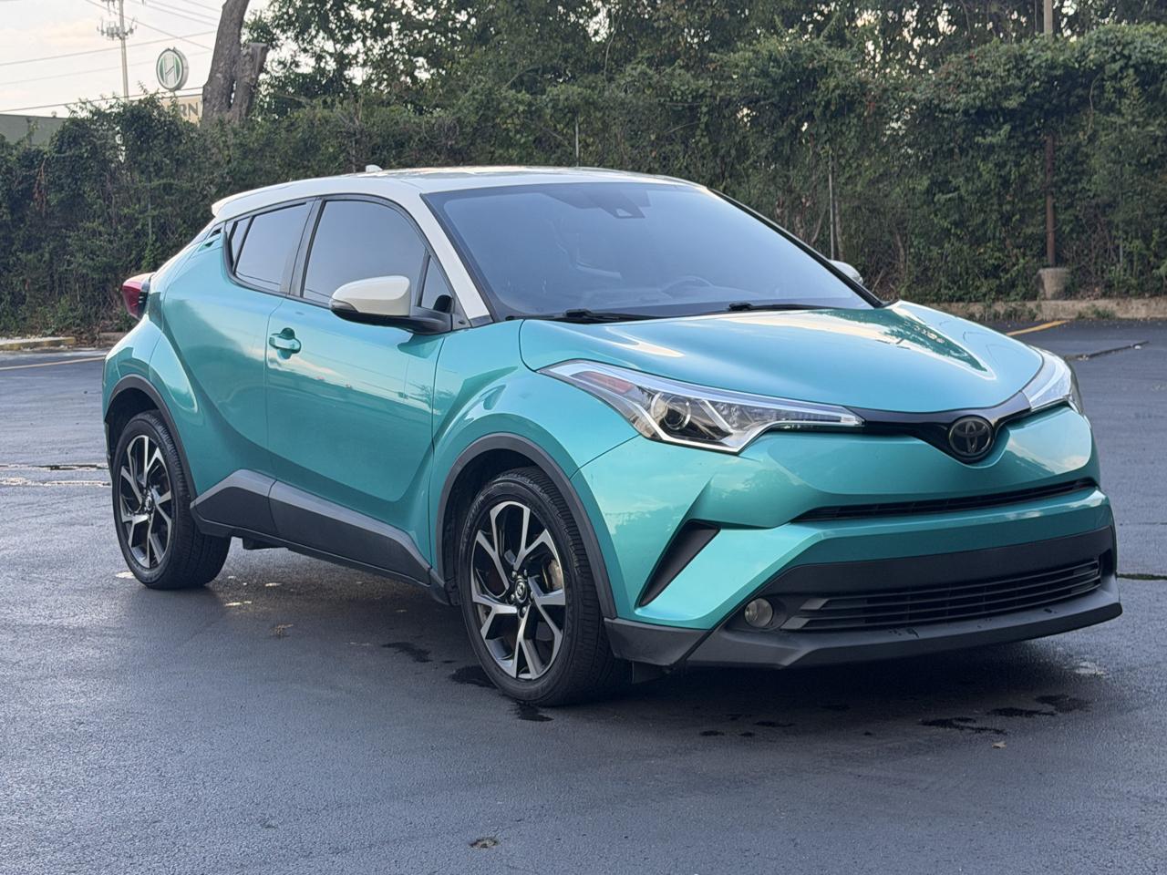 Toyota C-HR XLE 2018