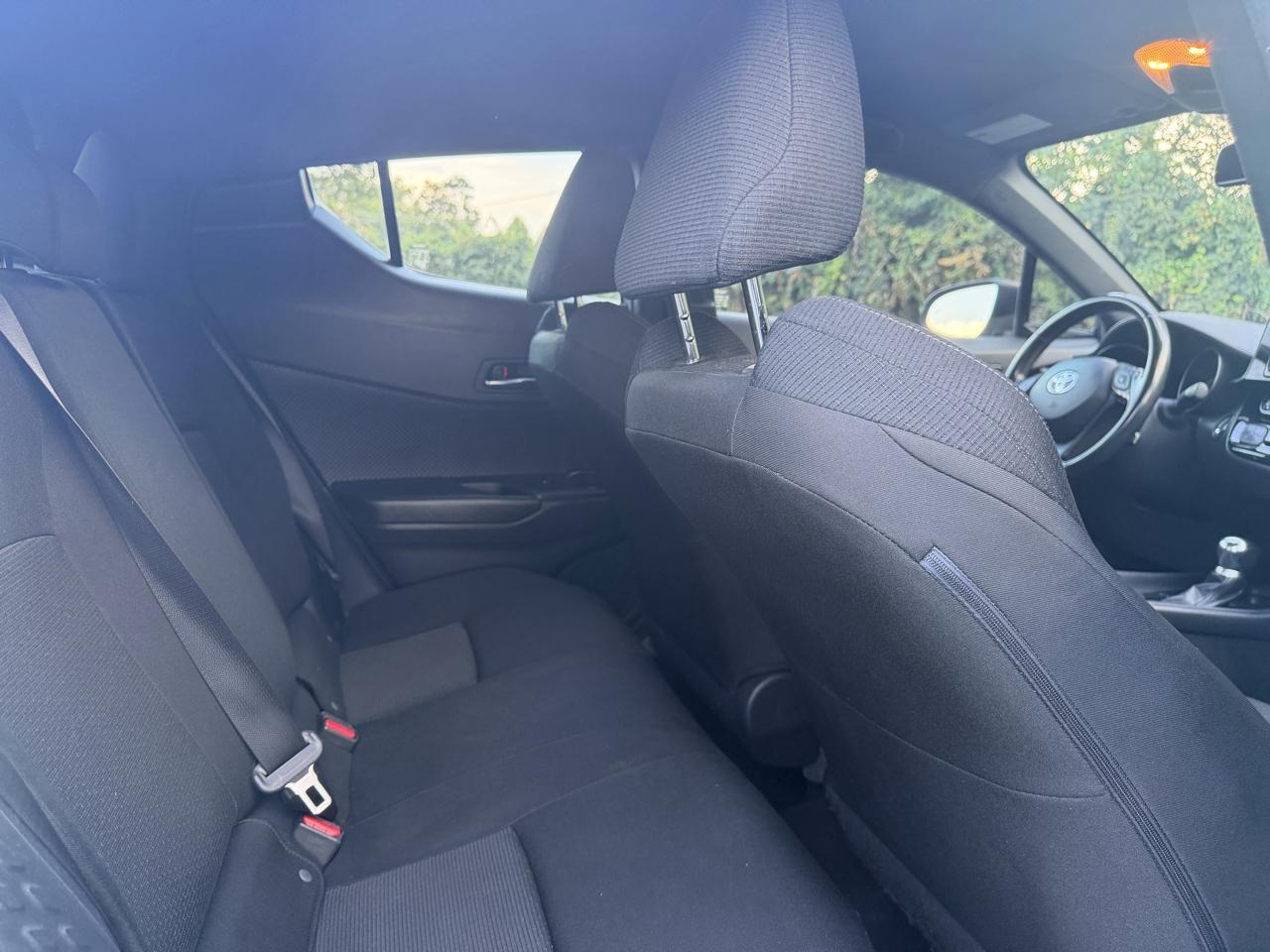 Toyota C-HR XLE 2018