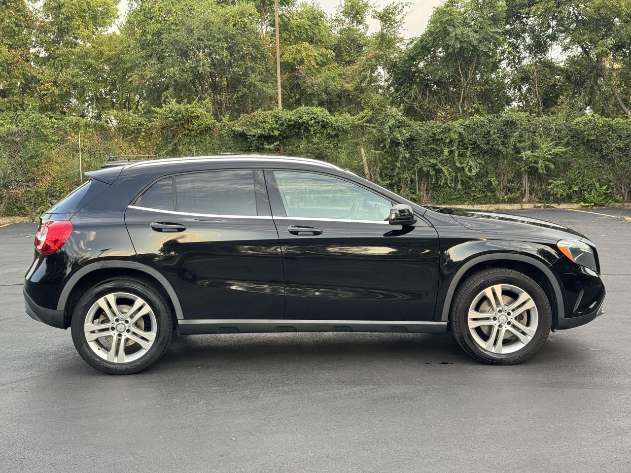 Mercedes-Benz GLA-Class GLA250 4MATIC 2017