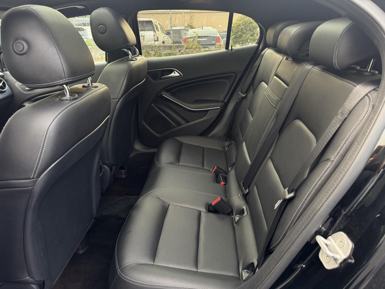 Mercedes-Benz GLA-Class GLA250 4MATIC 2017