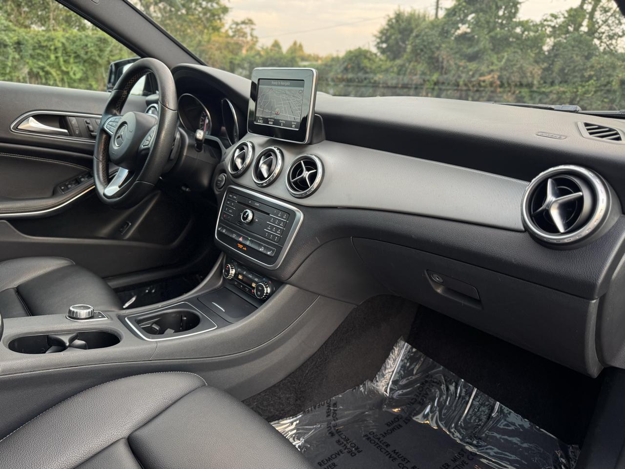 Mercedes-Benz GLA-Class GLA250 4MATIC 2017