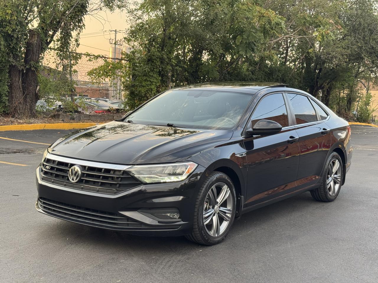 Volkswagen Jetta 1.4T S 8A 2021