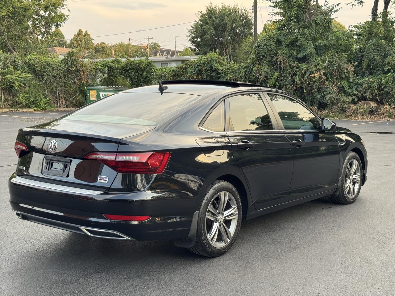 Volkswagen Jetta 1.4T S 8A 2021