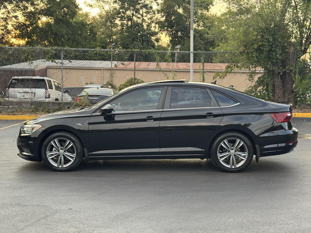 Volkswagen Jetta 1.4T S 8A 2021