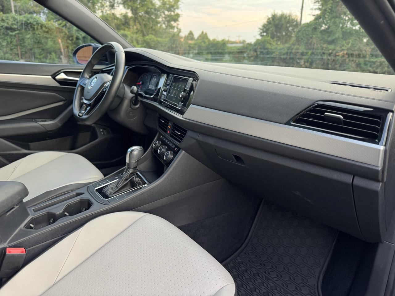 Volkswagen Jetta 1.4T S 8A 2021