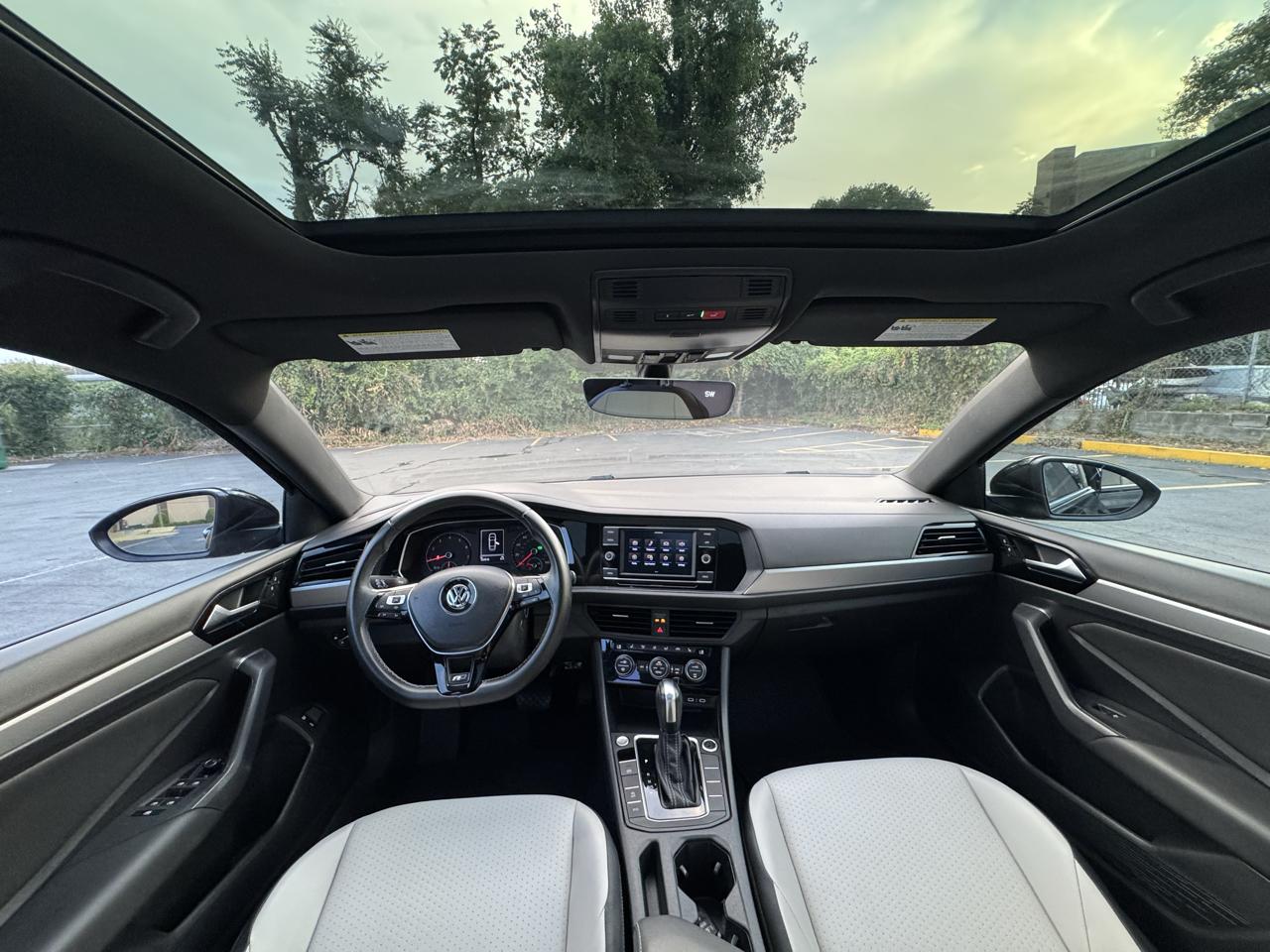 Volkswagen Jetta 1.4T S 8A 2021