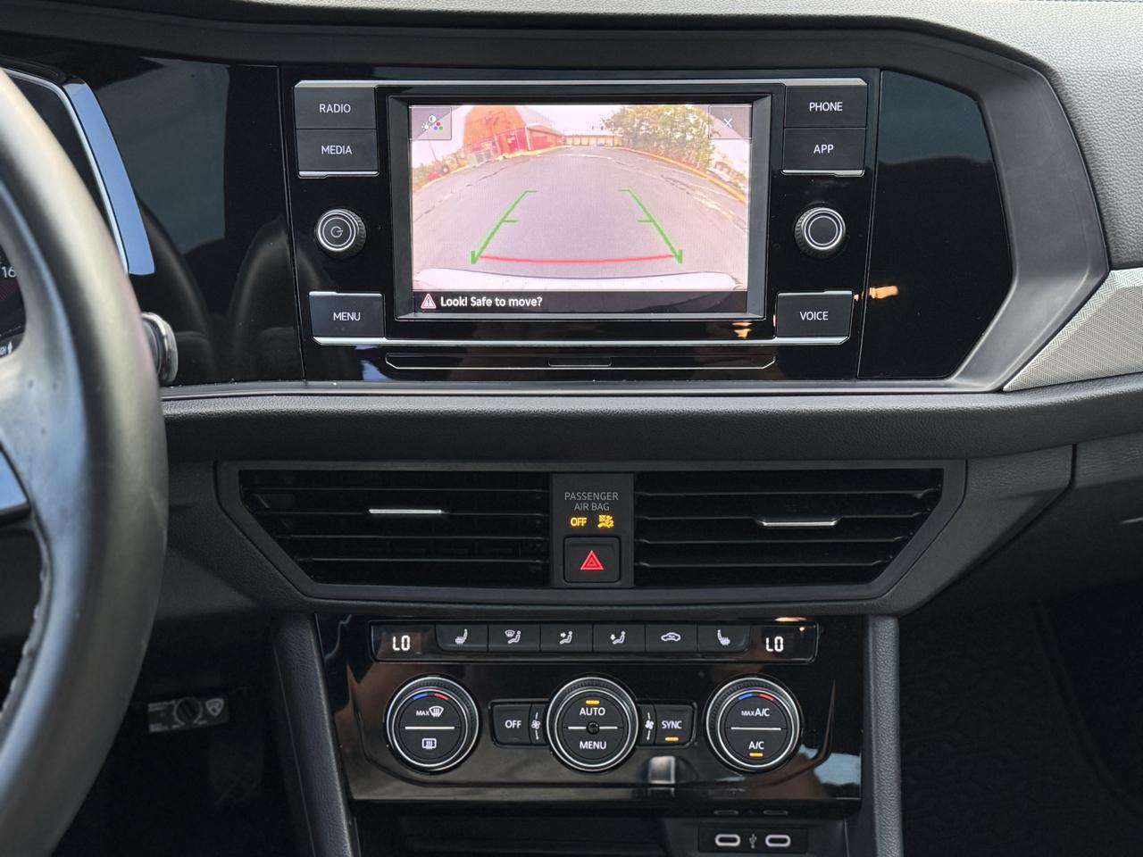 Volkswagen Jetta 1.4T S 8A 2021