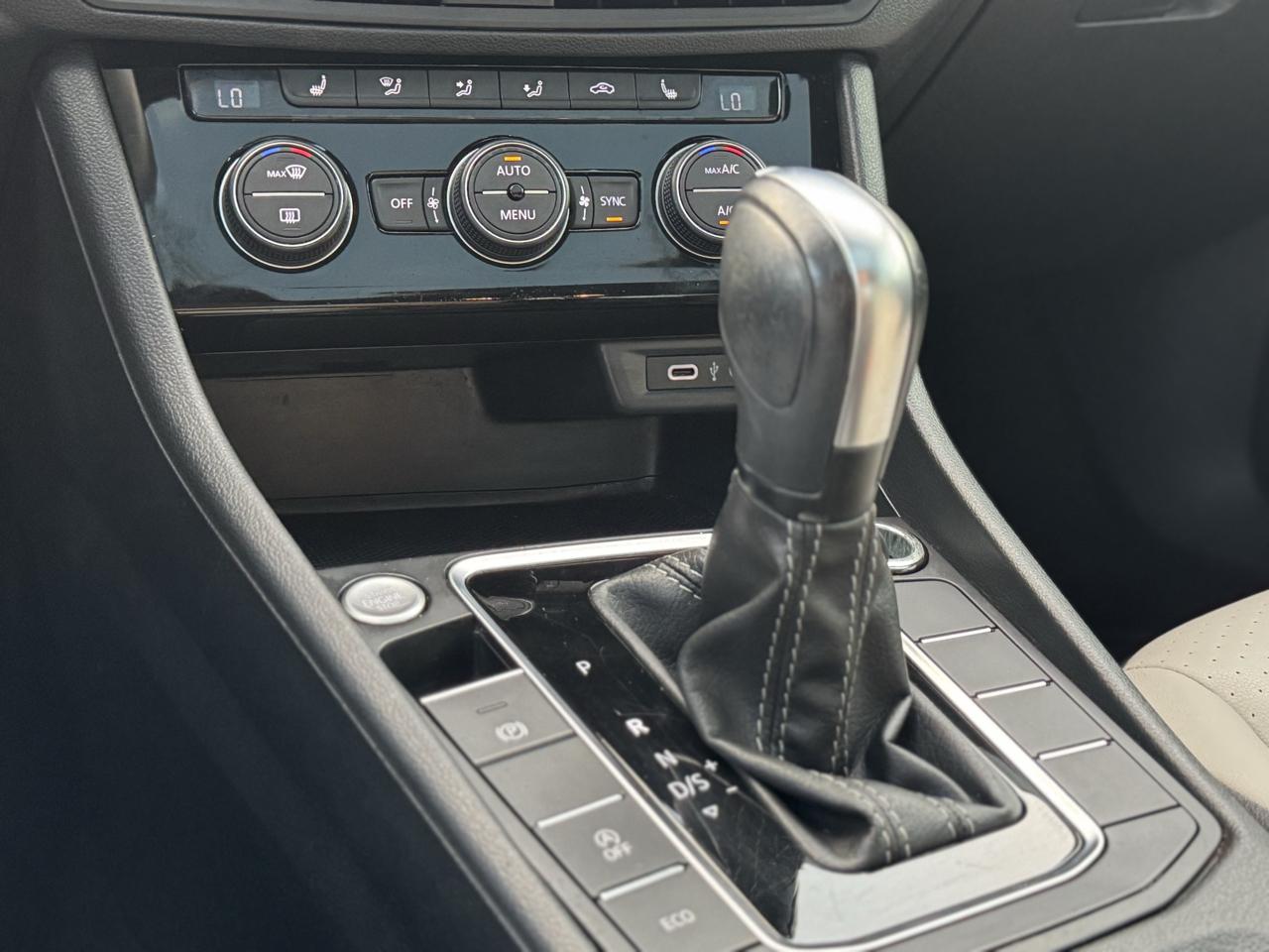 Volkswagen Jetta 1.4T S 8A 2021