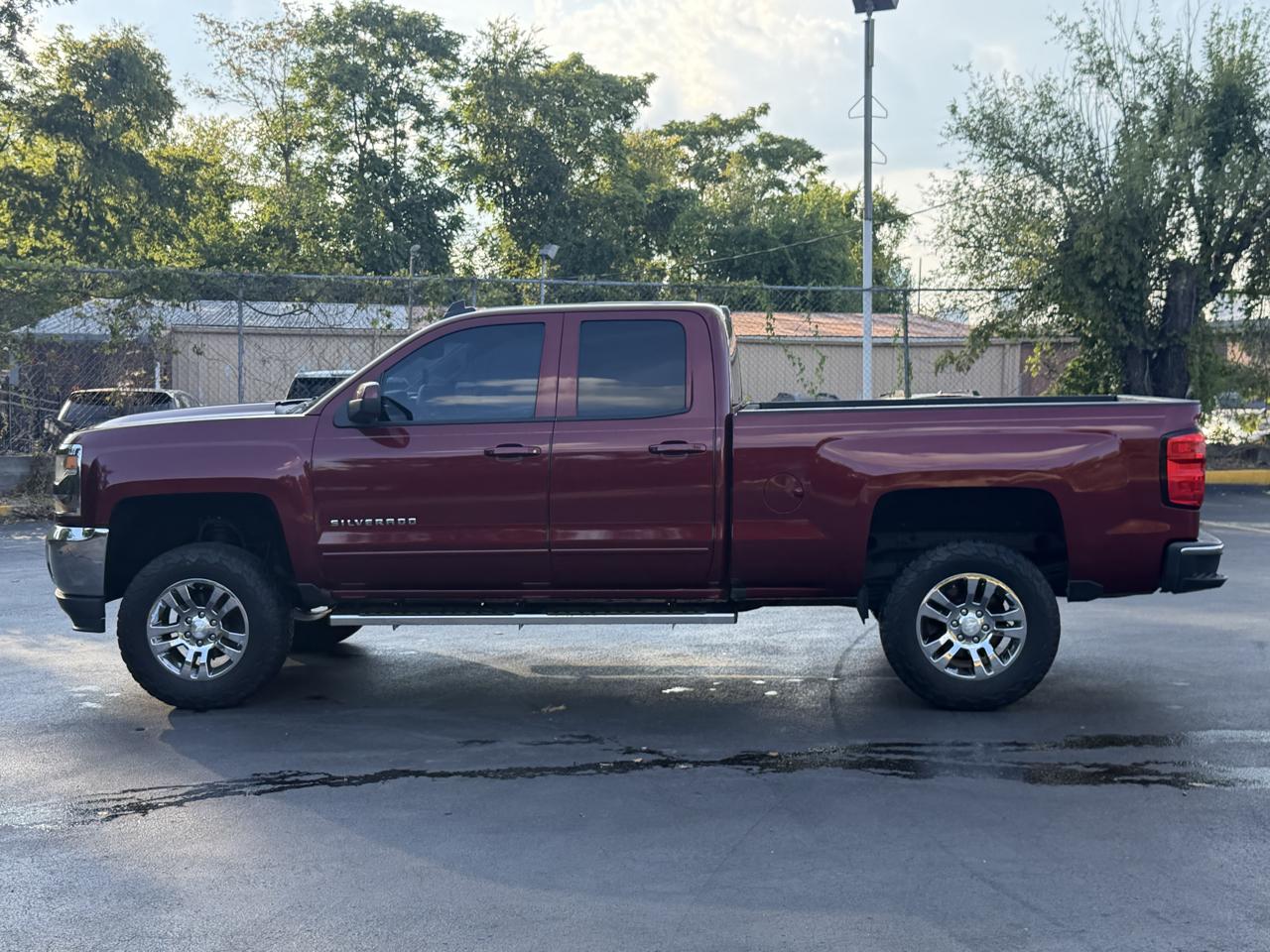 Chevrolet Silverado 1500 1LT Crew Cab 2WD 2016