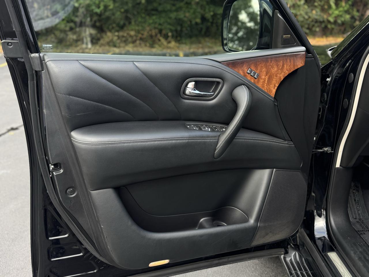 Infiniti QX80 4WD 2016