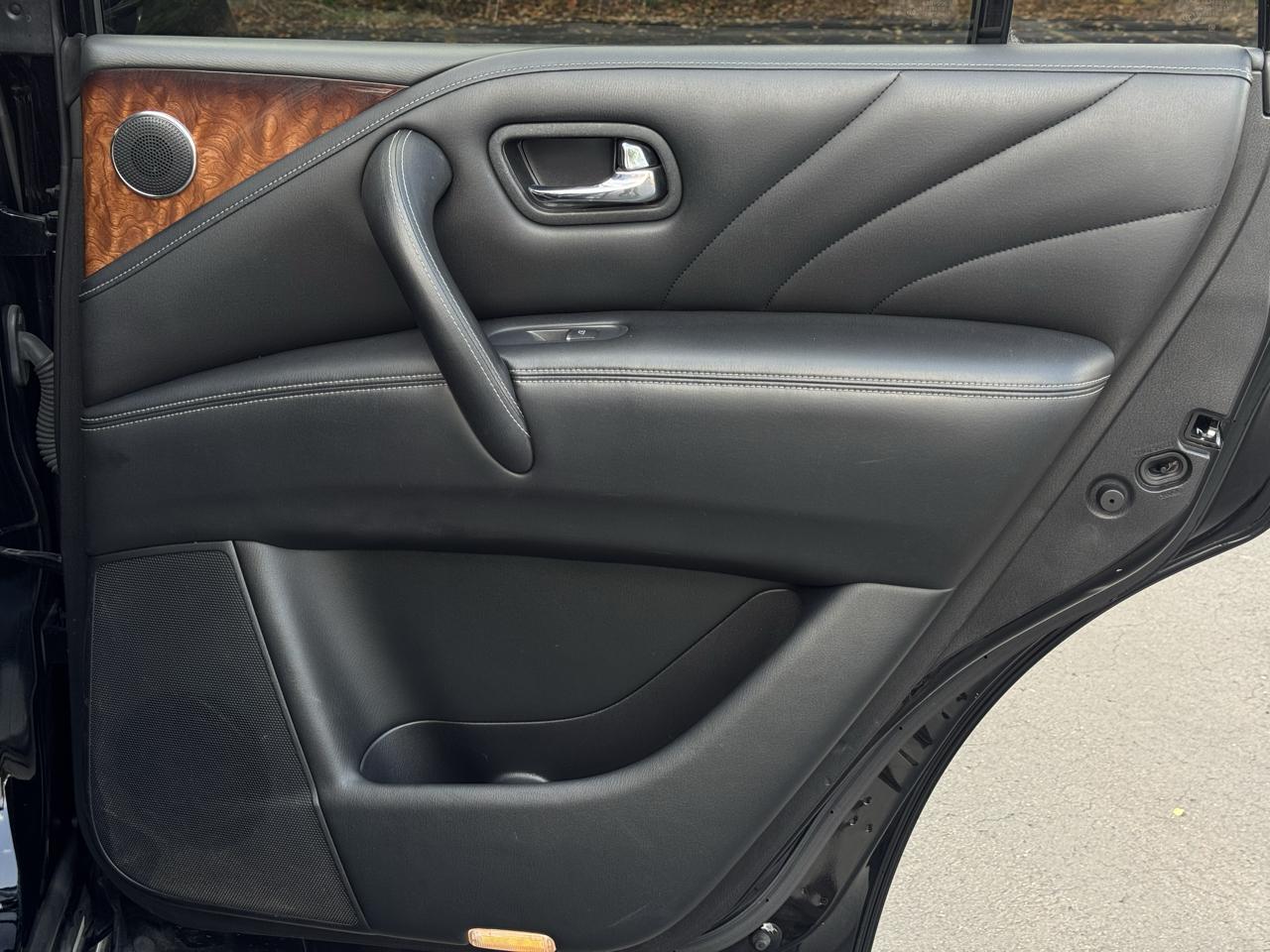 Infiniti QX80 4WD 2016
