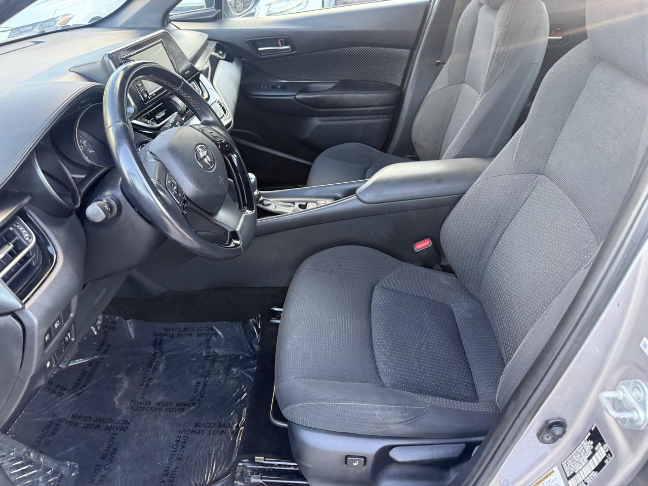 Toyota C-HR XLE 2018