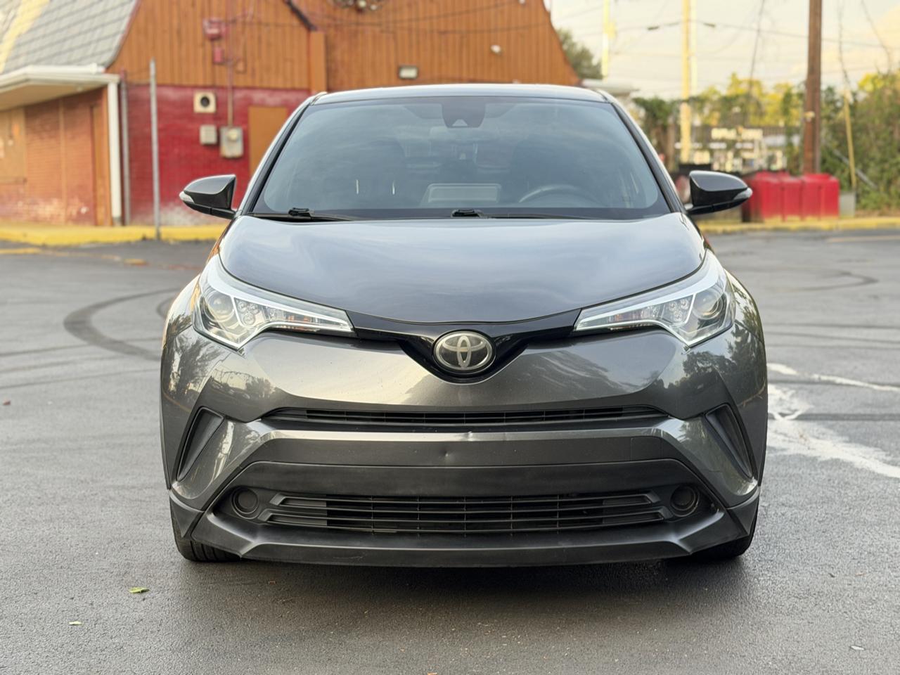 Toyota C-HR LE 2019