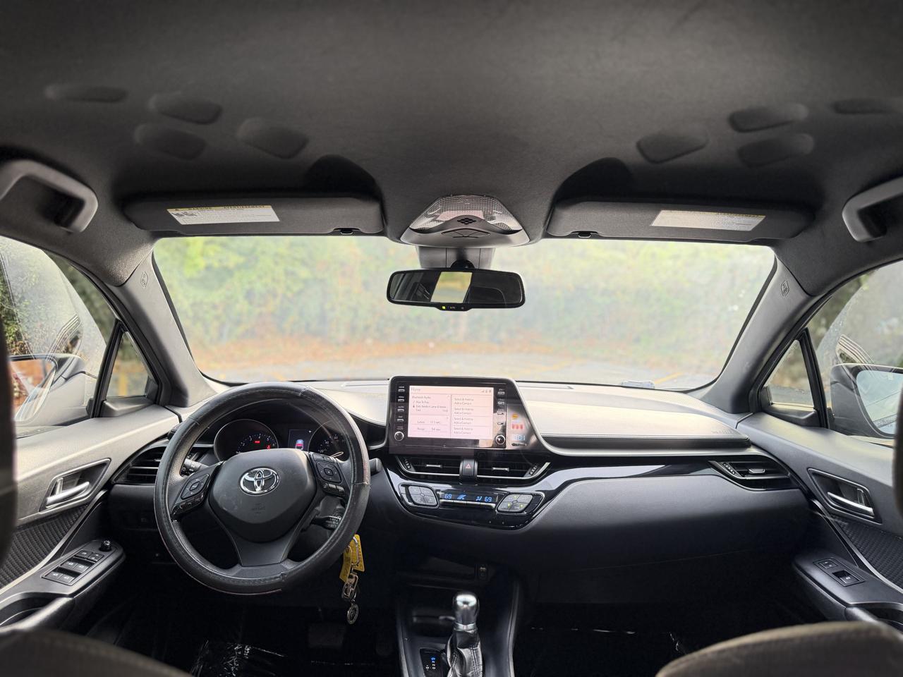 Toyota C-HR LE 2019
