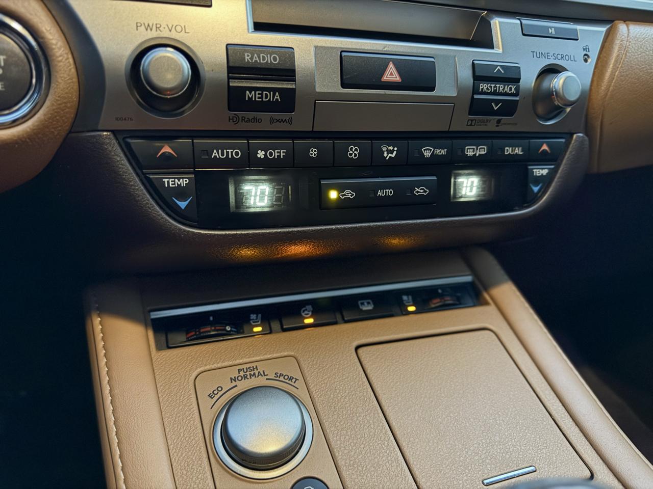 Lexus ES 350 Sedan 2016
