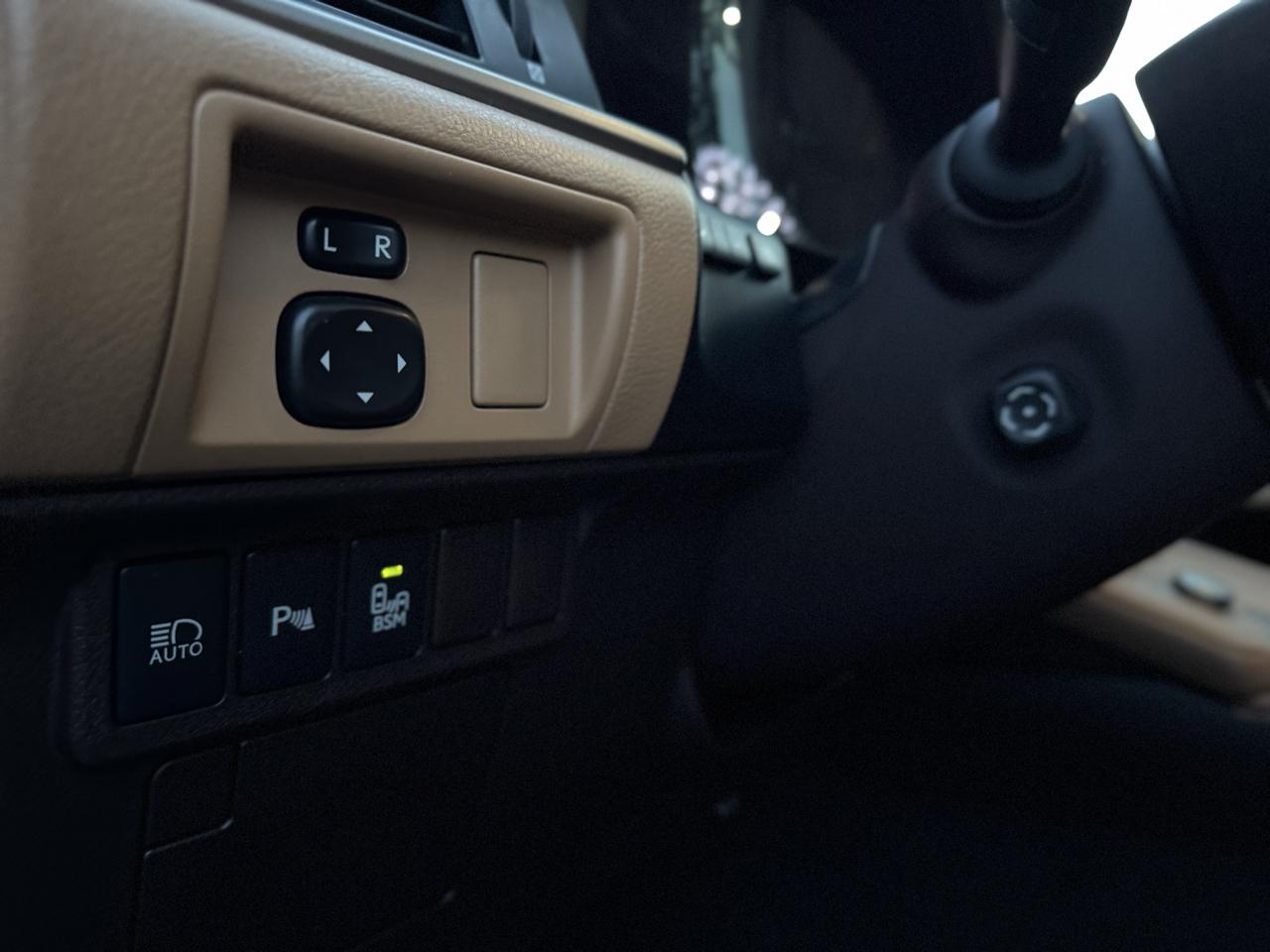 Lexus ES 350 Sedan 2016
