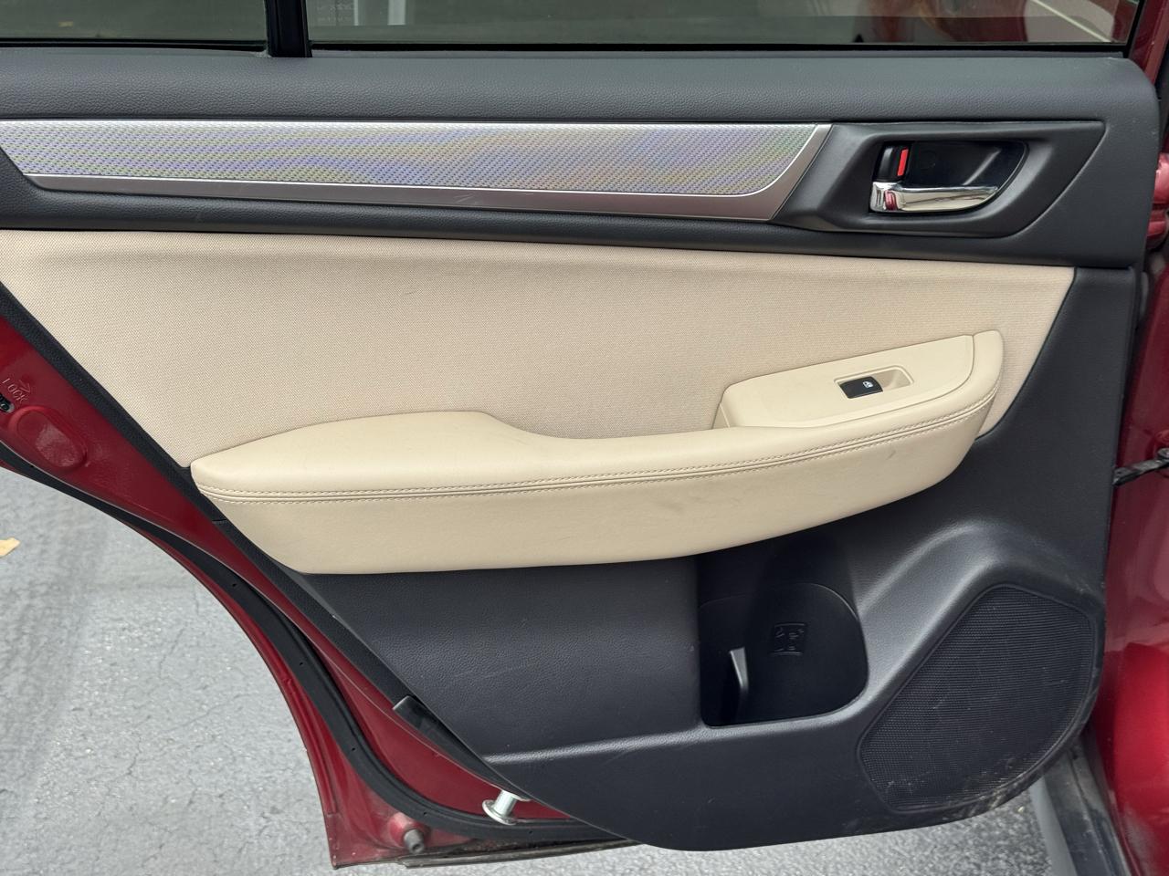 Subaru Outback 2.5i Premium 2015