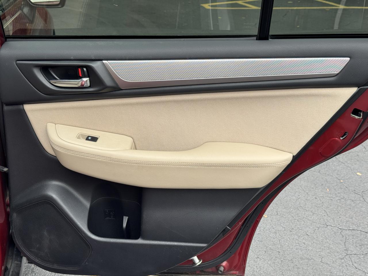 Subaru Outback 2.5i Premium 2015