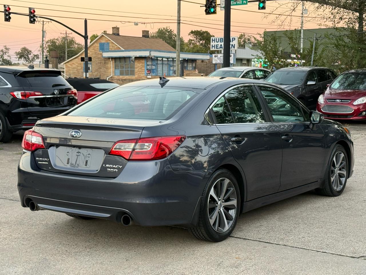 Subaru Legacy 3.6R Limited 2016