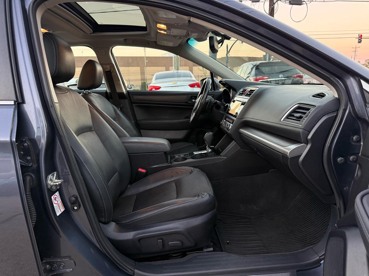 Subaru Legacy 3.6R Limited 2016