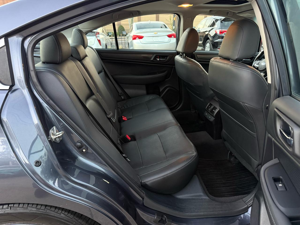 Subaru Legacy 3.6R Limited 2016