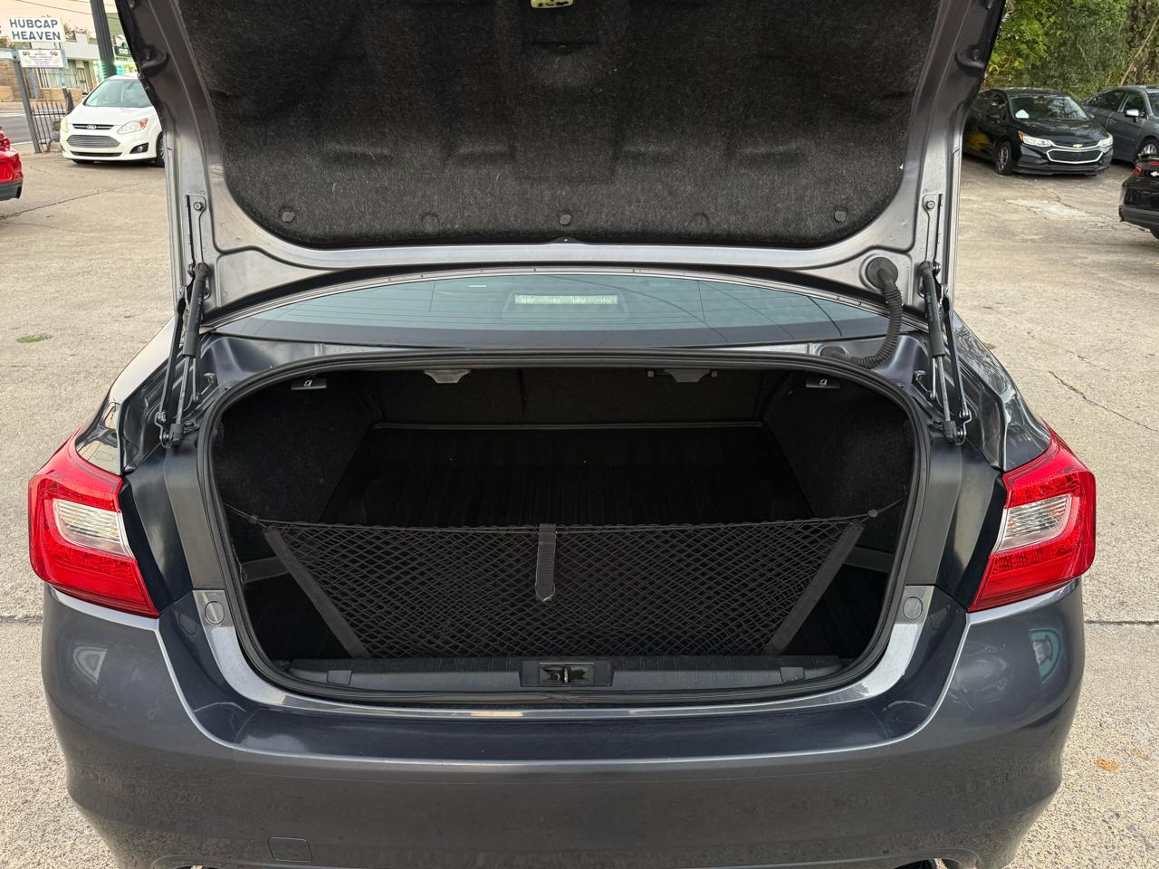 Subaru Legacy 3.6R Limited 2016
