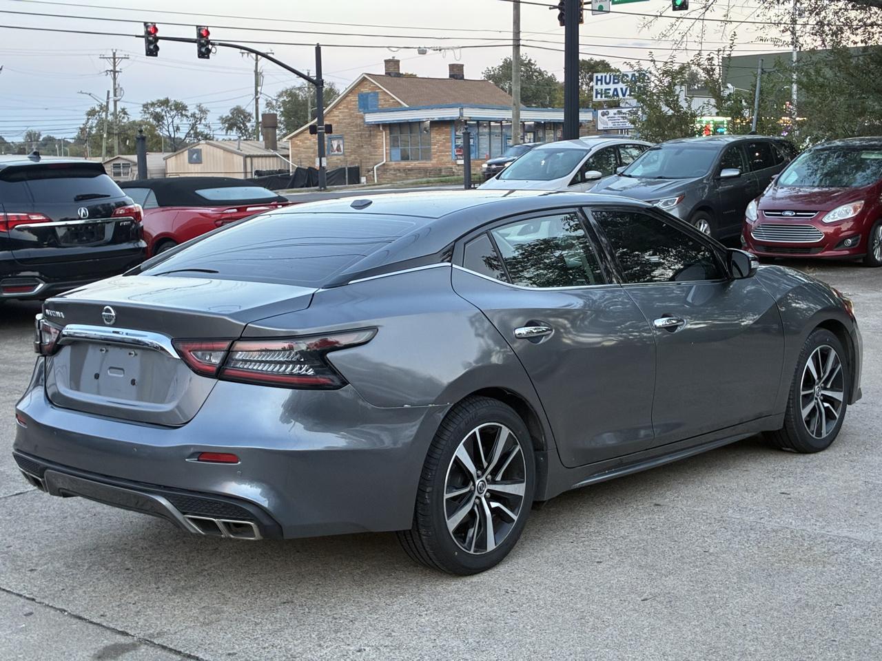 Nissan Maxima 3.5 SV 2021
