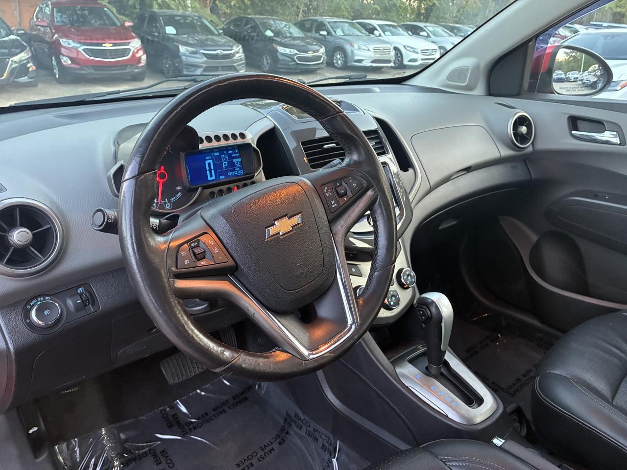 Chevrolet Sonic LTZ Auto 5-Door 2014