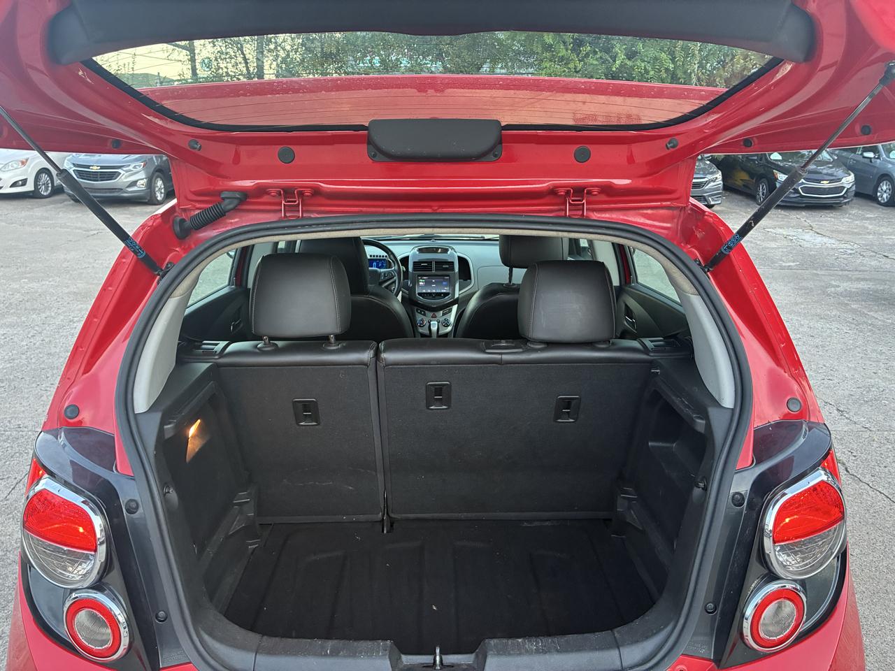 Chevrolet Sonic LTZ Auto 5-Door 2014