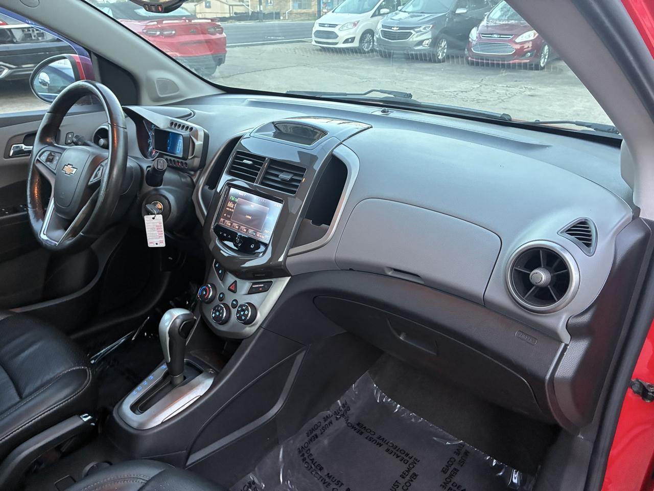 Chevrolet Sonic LTZ Auto 5-Door 2014