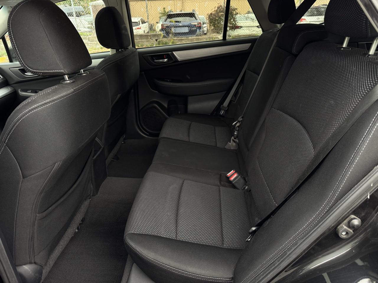 Subaru Outback 2.5i Premium 2015