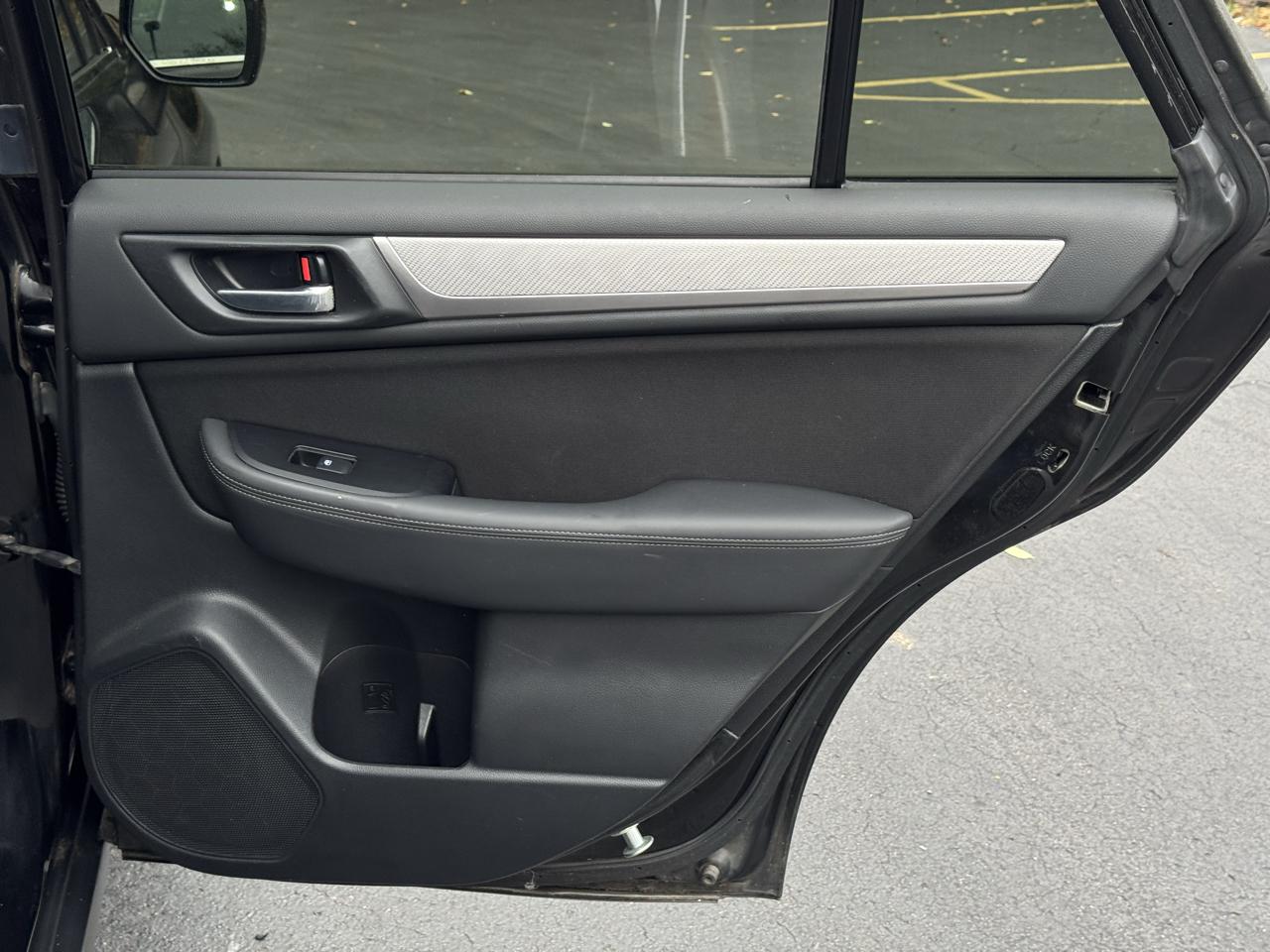 Subaru Outback 2.5i Premium 2015