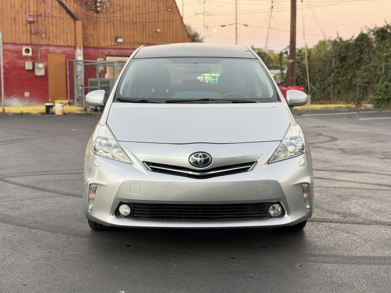 Toyota Prius V Three 2013