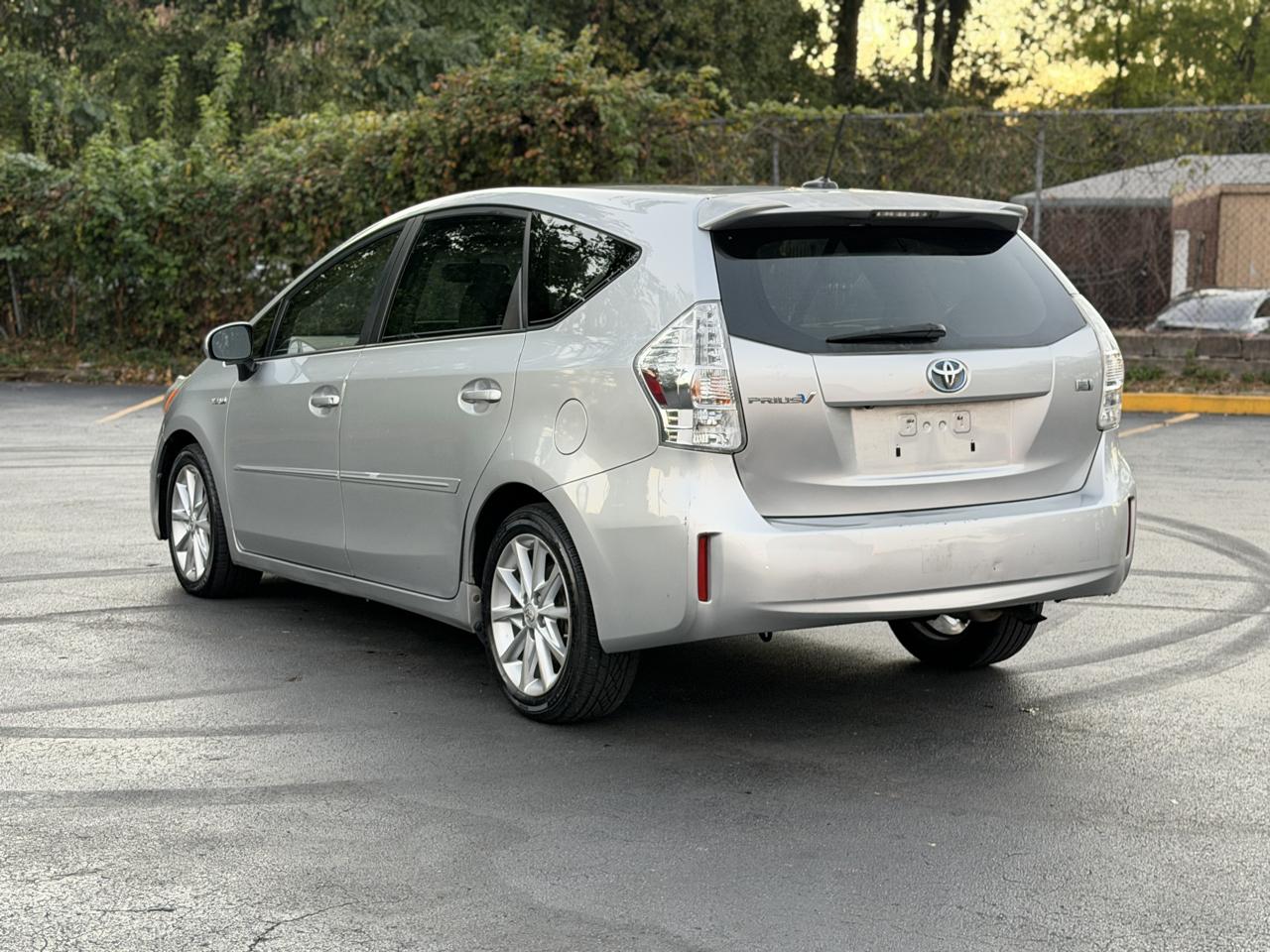 Toyota Prius V Three 2013